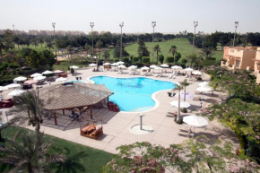 Отель Swiss Inn Pyramids Golf Resort  Madinat As-Sadis Min Uktubar